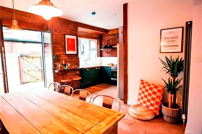 6 Bedroom House To Rent In Deyne Avenue, Manchester, M14