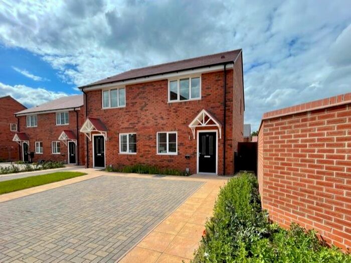 2 Bedroom Property To Rent In Paradise Way, Kidderminster, DY10