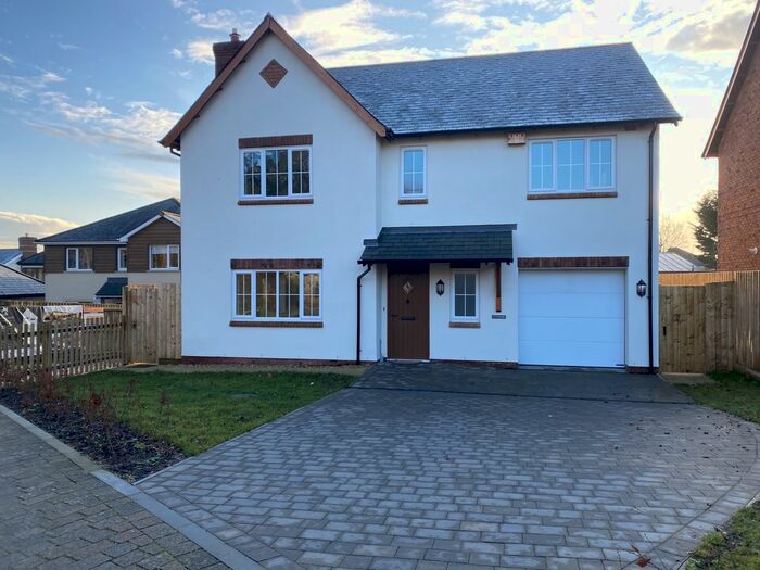 4 Bedroom Detached House To Rent In Flow Lane, Bishopsteignton, TQ14