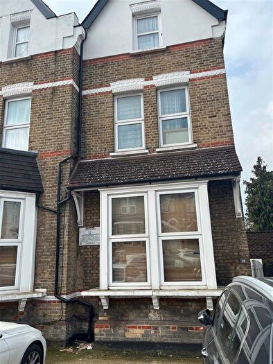 2 Bedroom Flat To Rent In St Peter's Road, Croydon, CR0