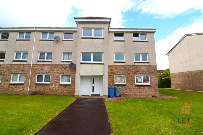 2 Bedroom Flat To Rent In Sanderling, Motherwell, ML11