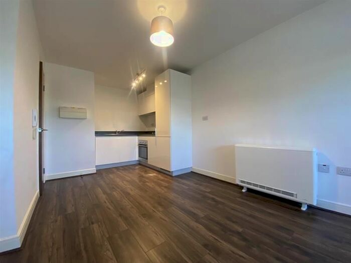 1 Bedroom Flat To Rent In Landmark, Waterfront West, Brierley Hill, Dudley, DY5