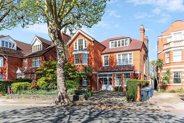 2 Bedroom Flat To Rent In Elm Grove Road, Ealing, W5