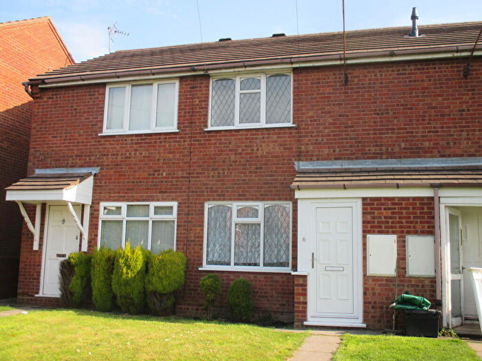 2 Bedroom House To Rent In Dudley, West Midlands, DY2