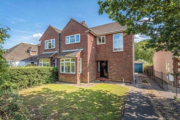 3 Bedroom Semi-Detached House To Rent In Begbroke, Kidlington, OX5