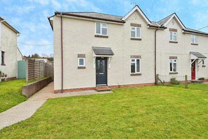 3 Bedroom Semi Detached House For Sale In Parsonage Road, Amesbury, SP4