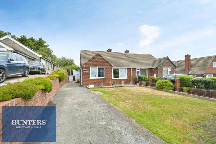 2 Bedroom Semi Detached Bungalow For Sale In Glasshouse Lane, New Whittington, Chesterfield, S43