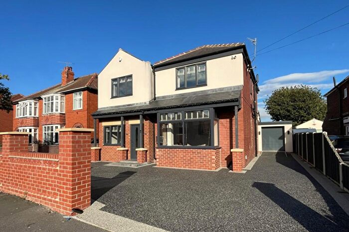 4 Bedroom Detached House For Sale In Tenter Road, Warmsworth, Doncaster, DN4