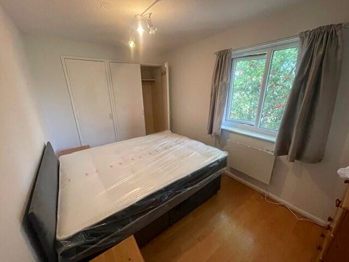 1 Bedroom Apartment To Rent In Chantrell Court Leeds, LS2