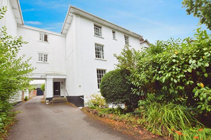2 Bedroom Flat For Sale In Heavitree Park, Heavitree, Exeter, EX1