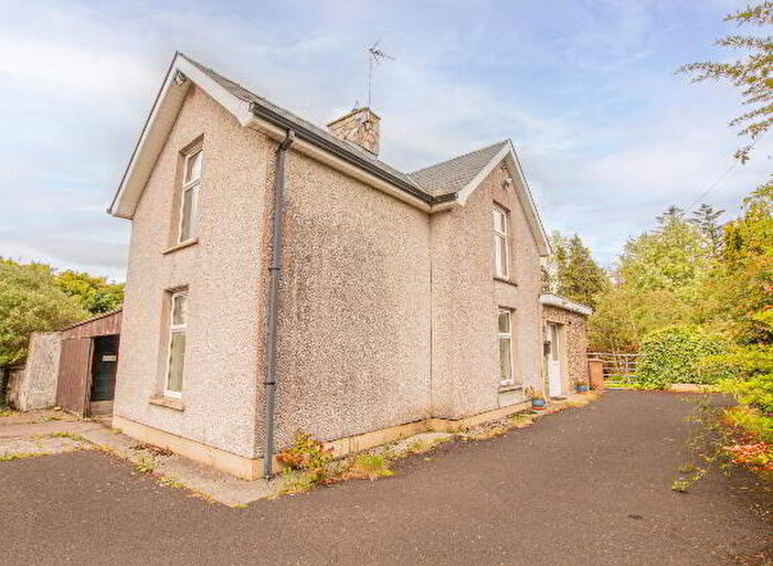 3 Bedroom Detached House And Lands For Sale In Draperstown Road, Magherafelt, BT45