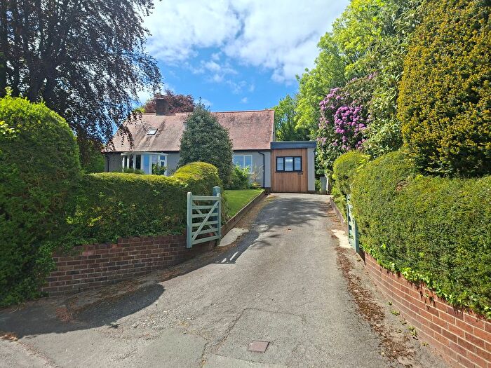 4 Bedroom Detached House For Sale In Comins Coch, SY23