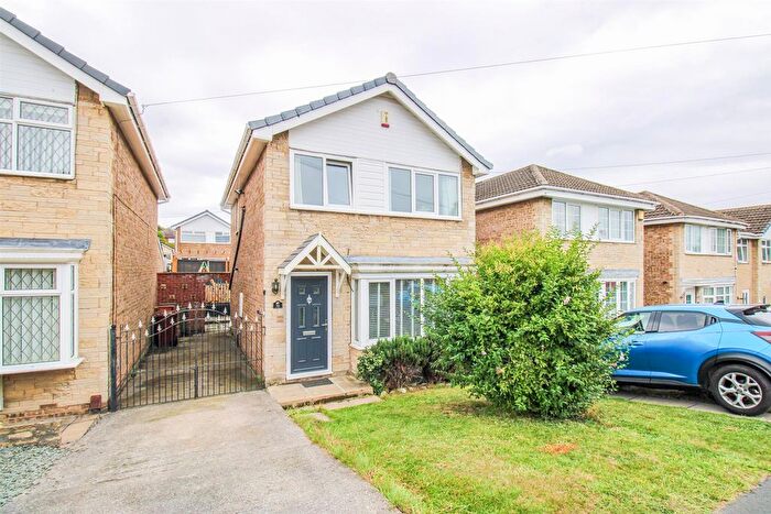 3 Bedroom Detached House For Sale In Valley Drive, Wrenthorpe, Wakefield, WF2