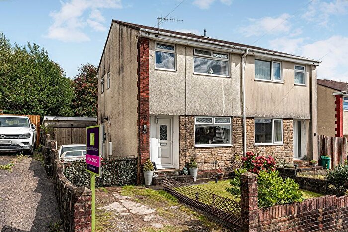 2 Bedroom Semi-Detached House For Sale In Foel View Close, Llantwit Fardre, Pontypridd, CF38
