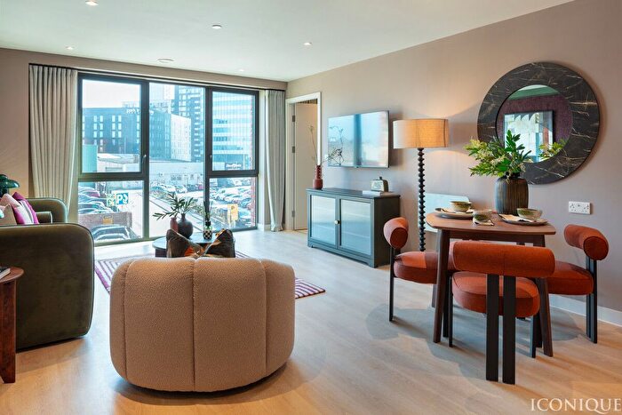 2 Bedroom Flat For Sale In Dutton Street, Manchester, M3