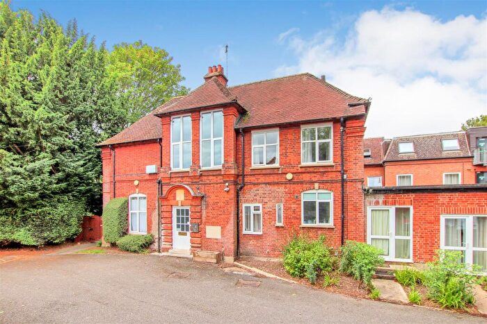Flat For Sale In Harvey Goodwin Gardens, Cambridge, CB4