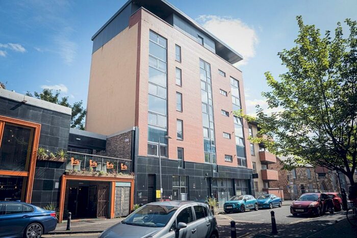 2 Bedroom Flat To Rent In Partick Bridge, Partick, Glasgow, G11