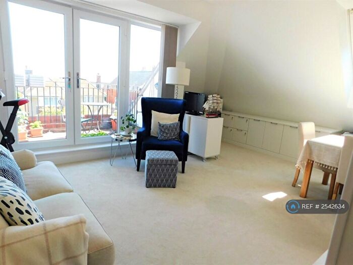 1 Bedroom Flat To Rent In Harold Road, Frinton-On-Sea, CO13