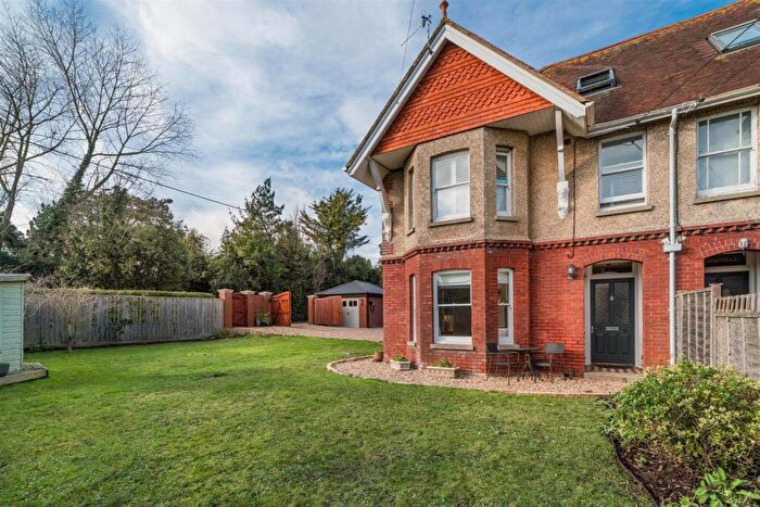 6 Bedroom Semi-Detached House For Sale In Bembridge, Isle Of Wight, PO35