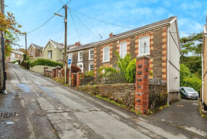 4 Bedroom Detached House For Sale In Tanywern Lane, Ystalyfera, Swansea, Neath Port Talbot, SA9