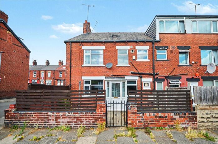 2 Bedroom Terraced House For Sale In Longroyd Grove, Leeds, West Yorkshire, LS11