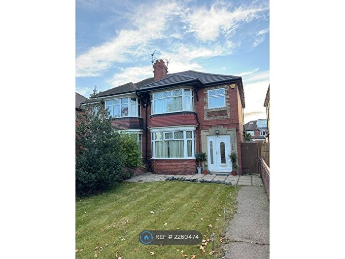 3 Bedroom Semi-Detached House To Rent In Thorne Road, Doncaster, DN2