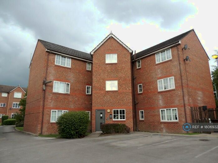 2 Bedroom Flat To Rent In Marshbrook Drive, Manchester, M9
