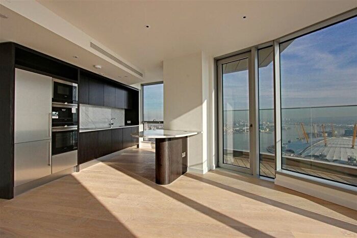 2 Bedroom Flat To Rent In Charrington Tower, London, E14