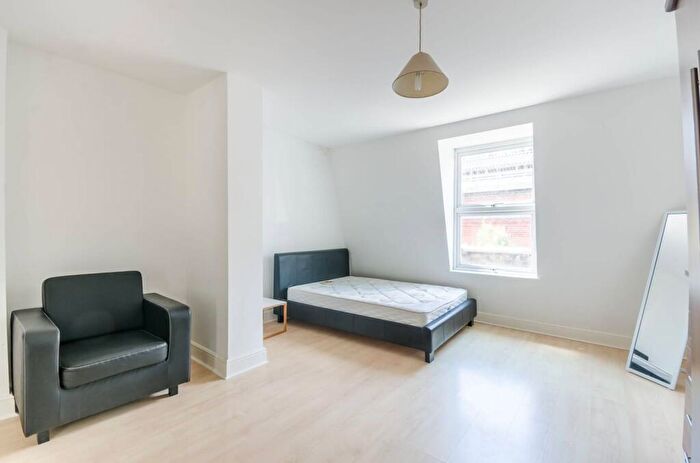 2 Bedroom Flat To Rent In Boston Place, Marylebone, London, NW1