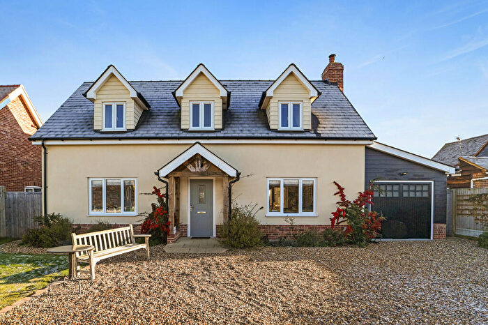 4 Bedroom Detached House For Sale In East Mersea, Colchester, CO5