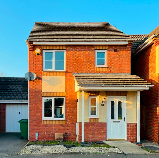 3 Bedroom Detached House To Rent In Clover Way, Elliot Gardens, Bedworth, CV12