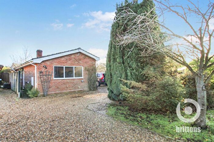 3 Bedroom Detached Bungalow For Sale In Detached Bungalow With Great Potential In Roydon, PE32