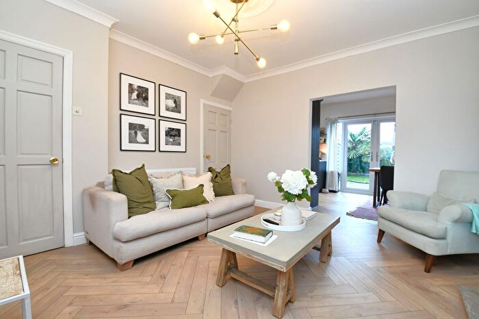 3 Bedroom Semi Detached House For Sale In Higher Green Lane, Tyldesley, M29