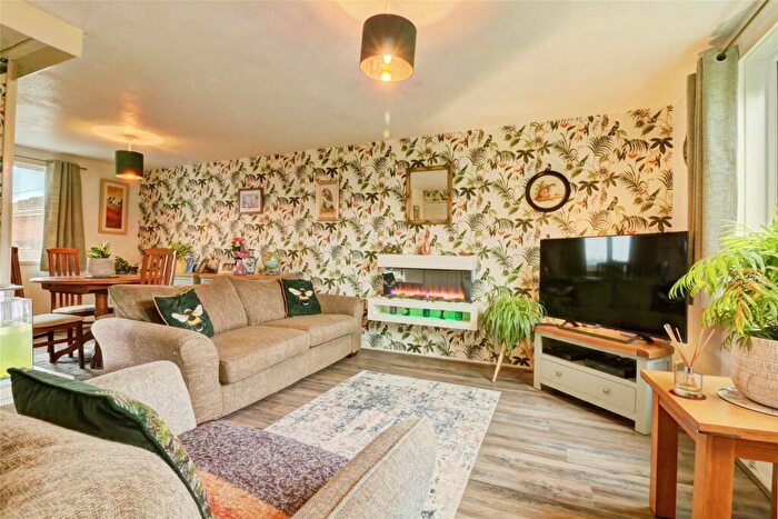 3 Bedroom End Of Terrace House For Sale In South Magdalene, Medomsley, Consett, DH8