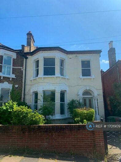 1 Bedroom Flat To Rent In Aylward Road, London, SE23