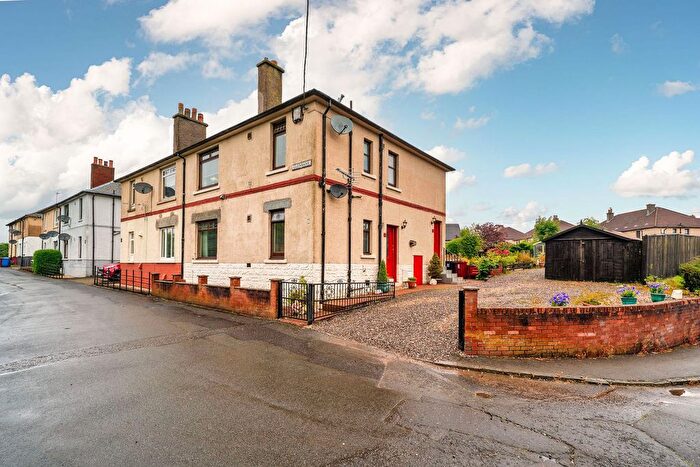 2 Bedroom Flat For Sale In Glenbank, Glen Village, FK1