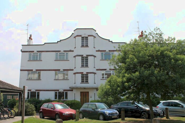 1 Bedroom Flat To Rent In Merton Mansions, Bushey Road, Raynes Park, SW20