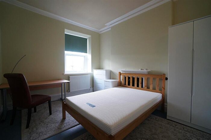 2 Bedroom Apartment To Rent In High Street, Apartment, Bangor, LL57