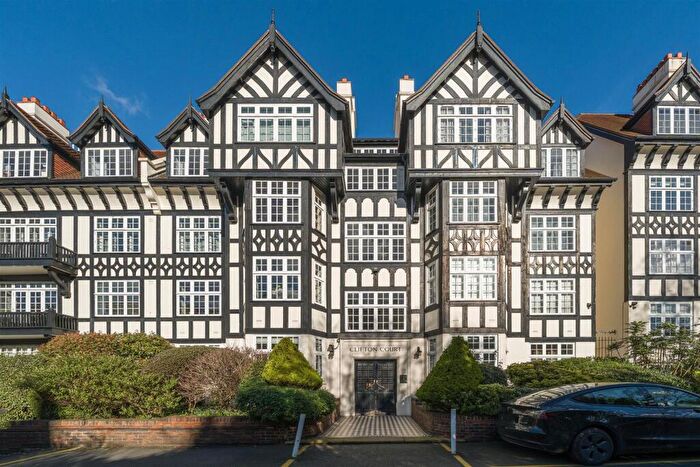 2 Bedroom Apartment For Sale In Clifton Court, St John's Wood, NW8