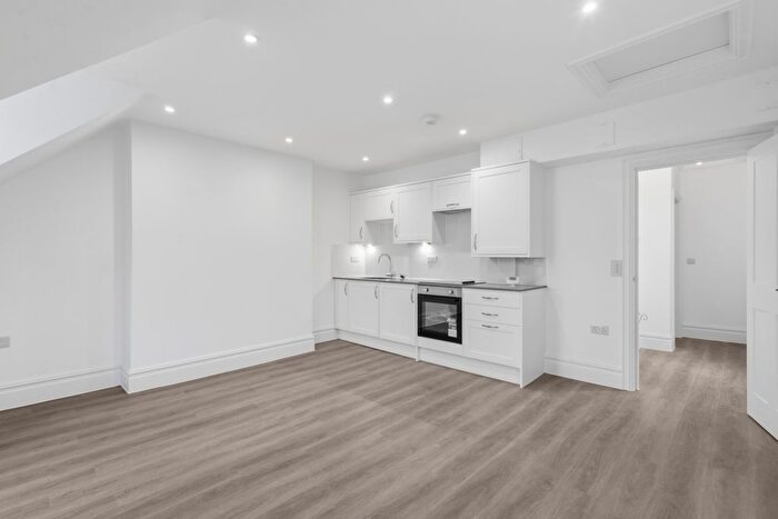 1 Bedroom Terraced House To Rent In Second Floor Whitstable Road, Canterbury, CT2