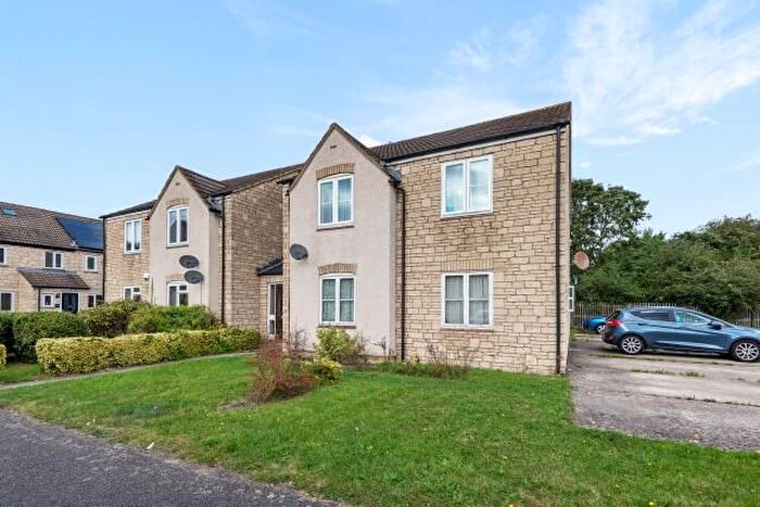 1 Bedroom Flat To Rent In Avocet Way, Bicester, OX26