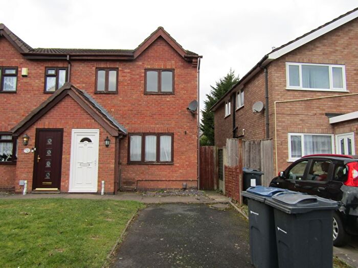 3 Bedroom Semi-Detached House To Rent In Bowater Avenue, Yardley, Birmingham, West Midlands, B33