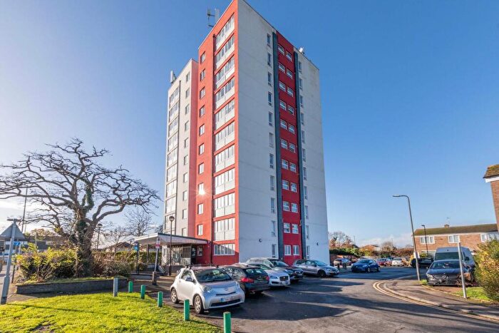 1 Bedroom Flat For Sale In High Street, Langley, SL3