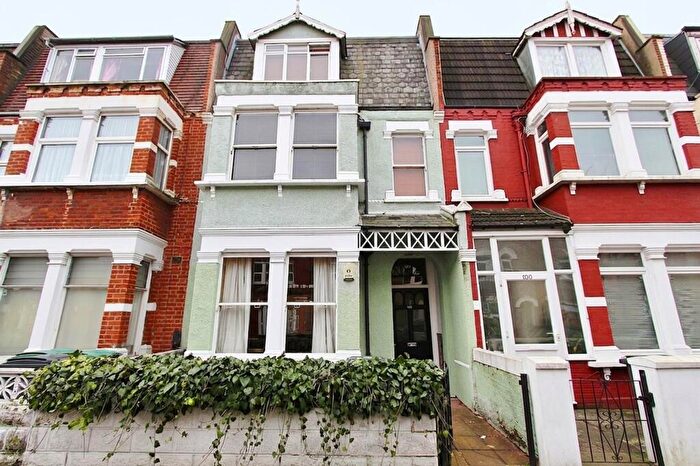 1 Bedroom Flat To Rent In Hampden Road, Hornsey, N8