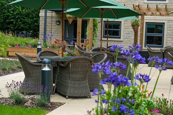 2 Bedroom Retirement Property To Rent In Summer Court, Burley In Wharfedale, West Yorkshire, LS29