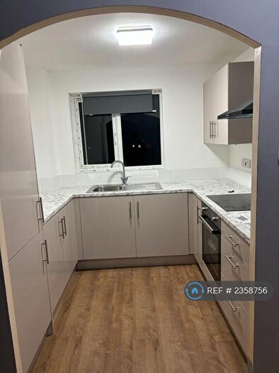 2 Bedroom Flat To Rent In Parsonage Road, Grays, RM20