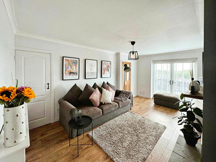 3 Bedroom Semi-Detached House For Sale In Wells Close, Baglan, Port Talbot, SA12