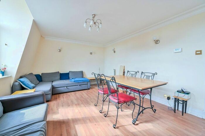 2 Bedroom Flat To Rent In Great Dover Street, Borough, London, SE1