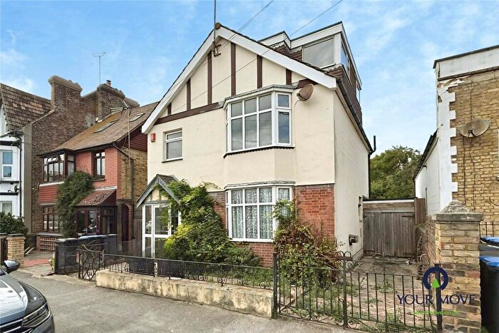 5 Bedroom Detached House For Sale In South Eastern Road, Ramsgate, Kent, CT11