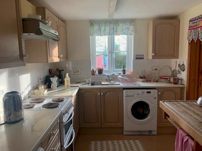 3 Bedroom Property To Rent In Mill Leat, Baltonsborough, Somerset, BA6